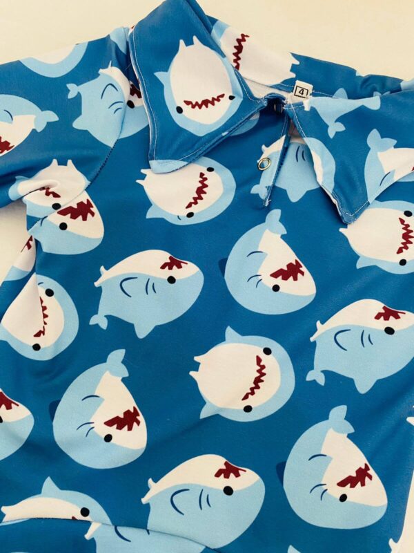 Polera Tiburón Azul